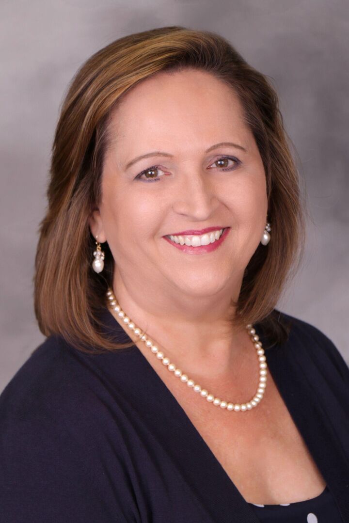 Lewanna Farrel, Real Estate Salesperson in Jupiter, Tenace Realty