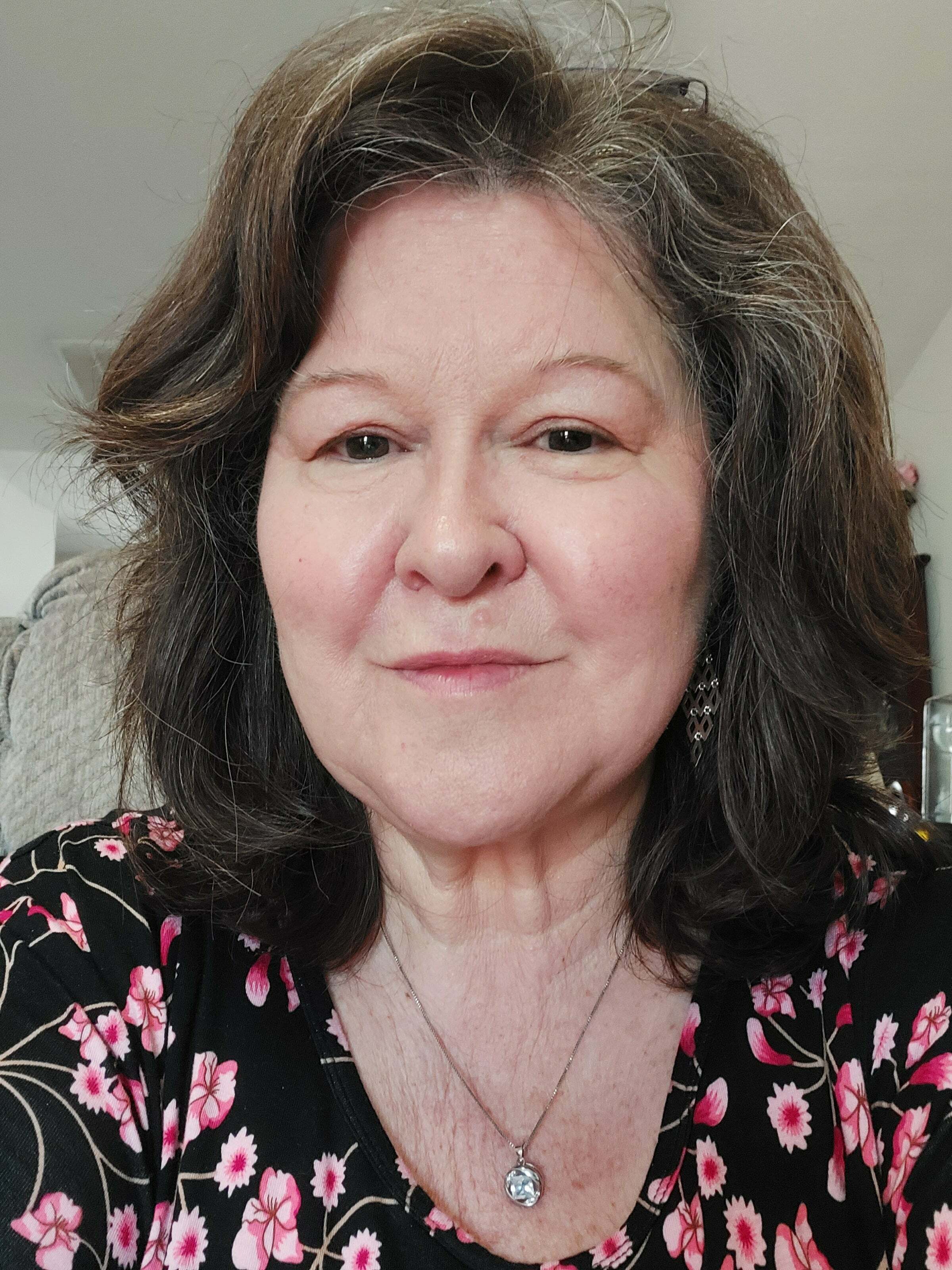 Lois Lyon, Real Estate Broker in High Point, Total Real Estate Solutions