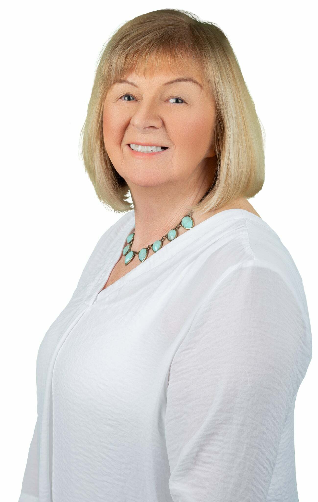 Sheena Crayton, Real Estate Salesperson in Menifee, Associated Brokers Realty
