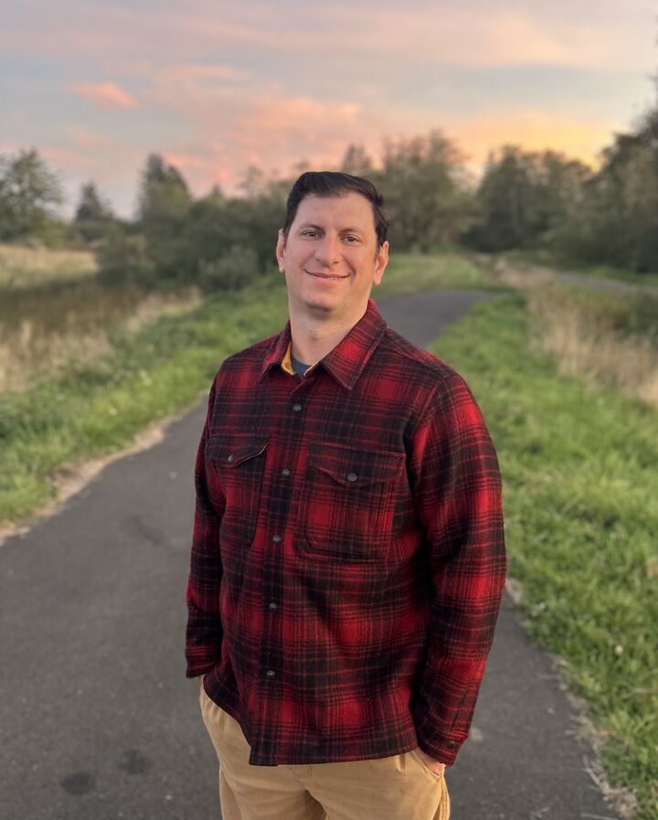 Dennis  O'Reilly,  in Gearhart, Windermere