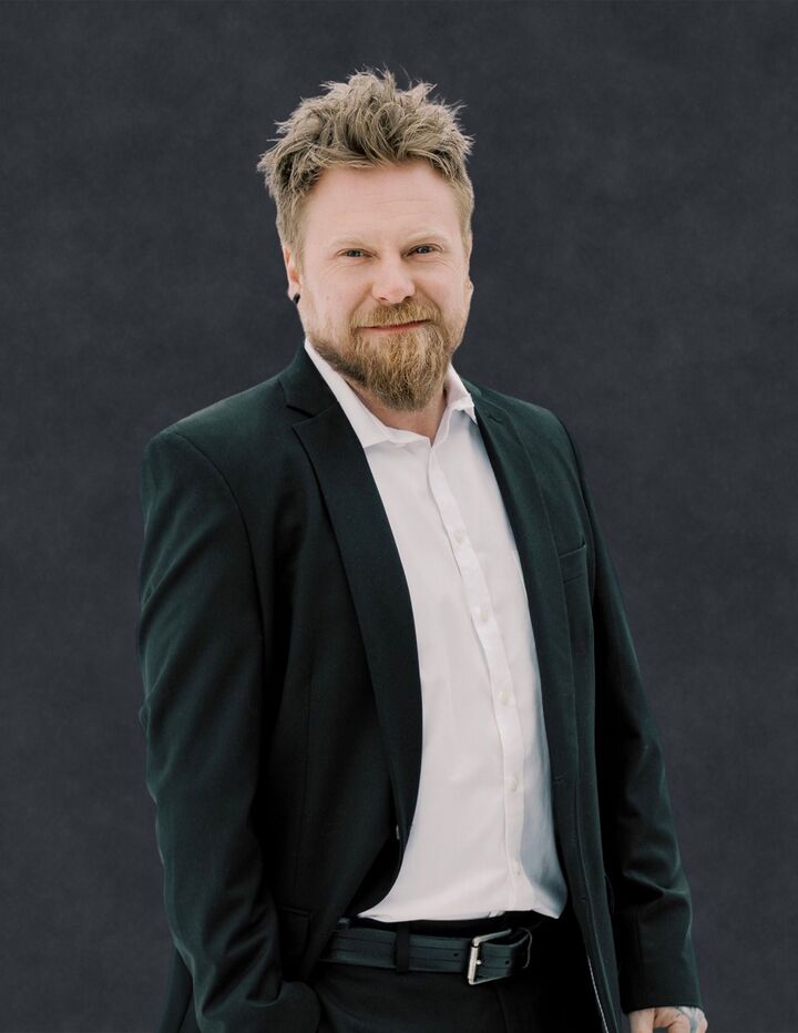 Brandt Laughnan, Real Estate Salesperson in Schofield, Action