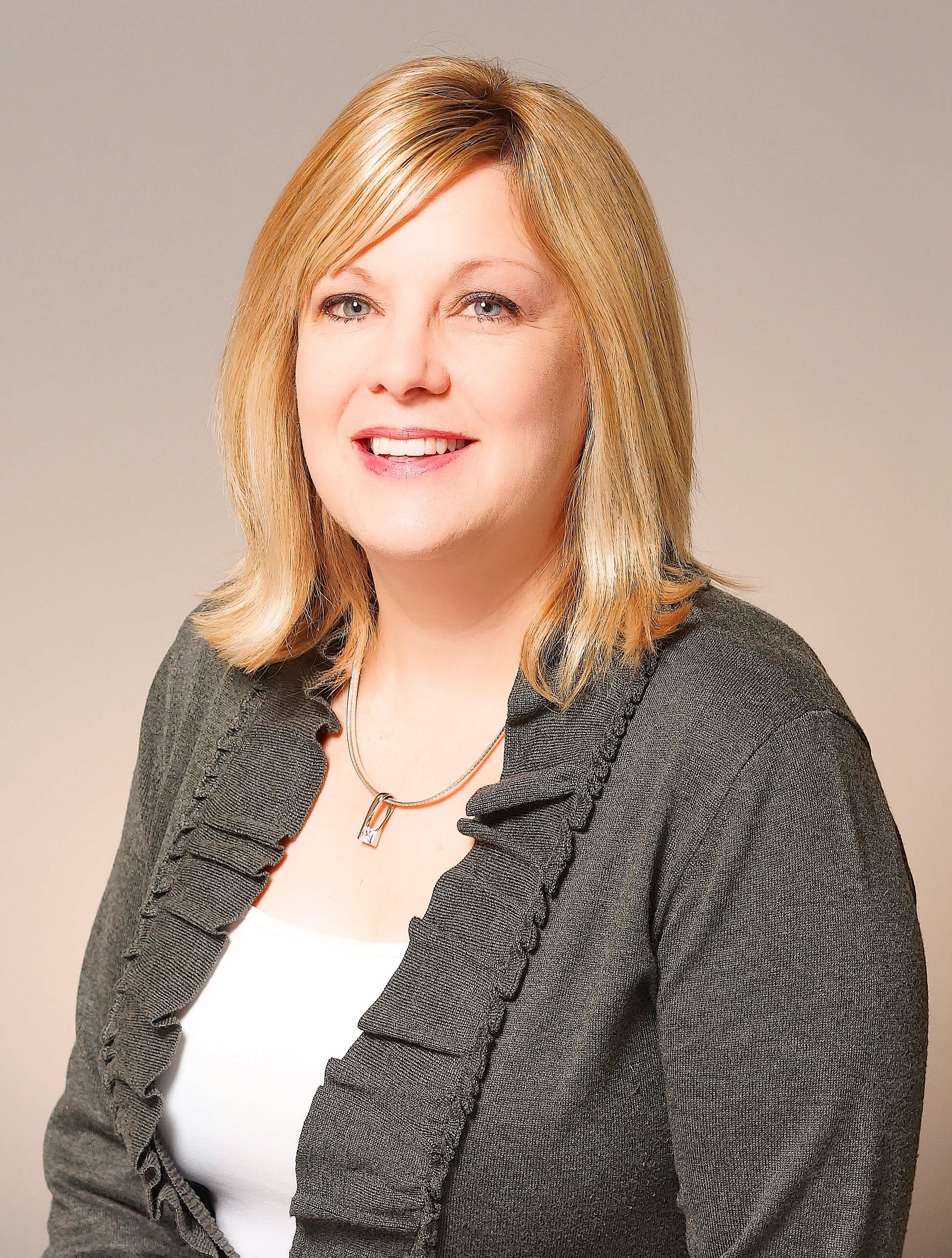 Faith Myers, Real Estate Salesperson in Holland, Schmidt Realtors