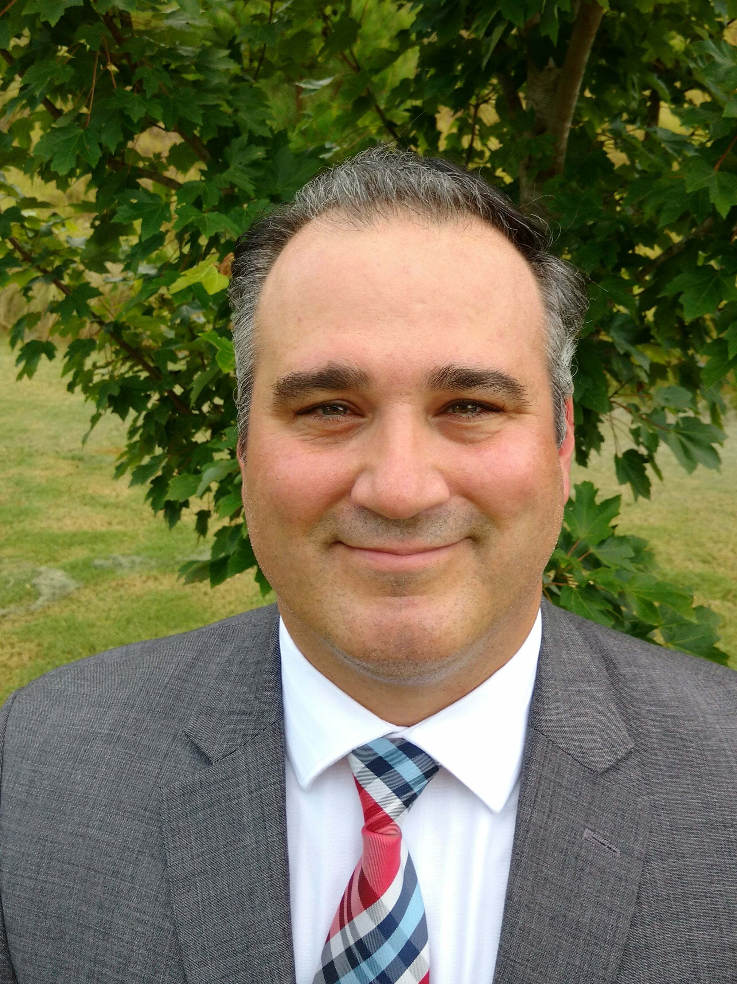 Nathan Bean, Real Estate Salesperson in Holland, Schmidt Realtors