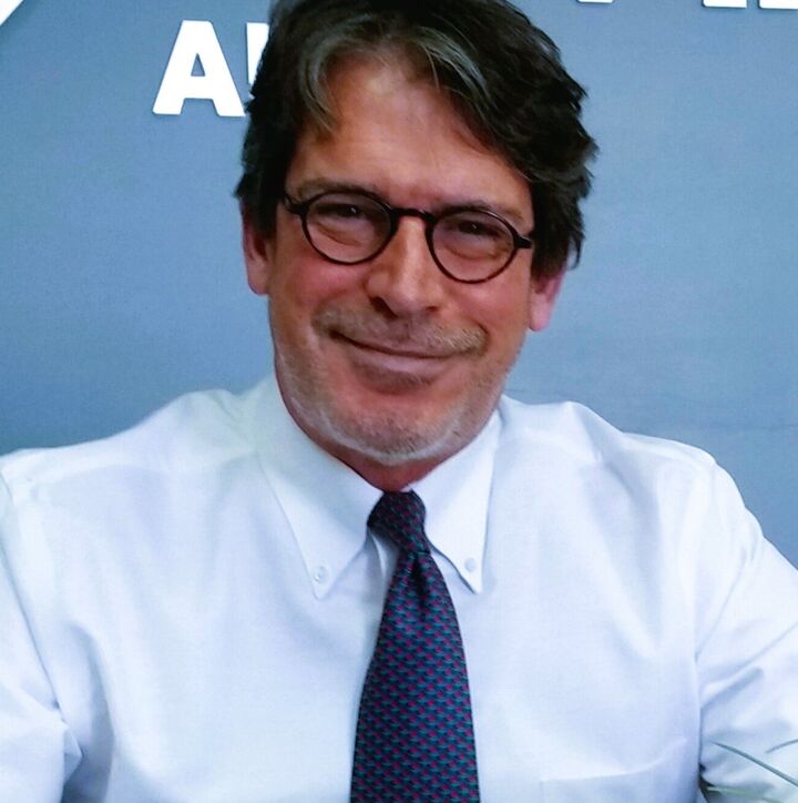 Argi Irizarry,  in Seminole, Pickett Fences Realty