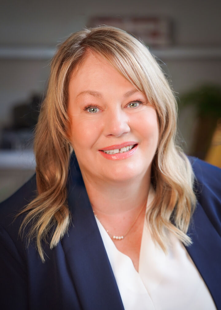 Allison Johnson, Broker, Licensed in Oregon in Portland, Windermere