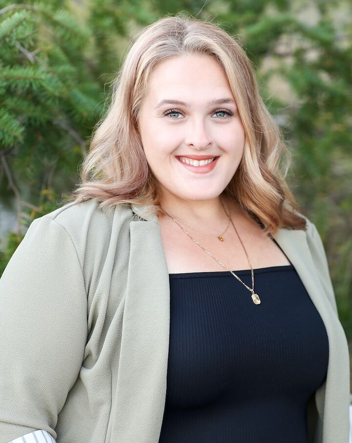 Sarah Stone, BROKER | REALTOR® in Freeland, Windermere