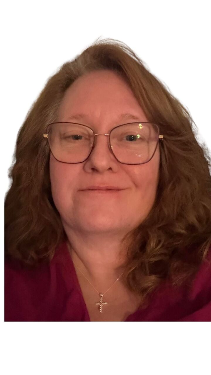 Jennifer Cheek, Real Estate Broker in Victorville, LEADERS