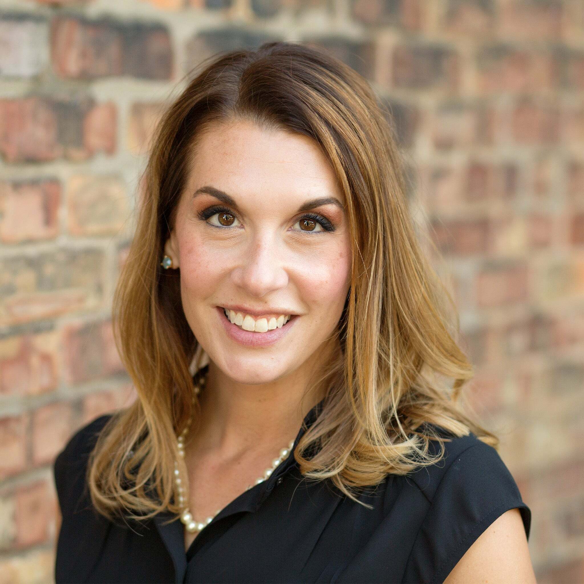 Kelli Kauzlarich, Real Estate Salesperson in Brookfield, ERA MyPro Realty