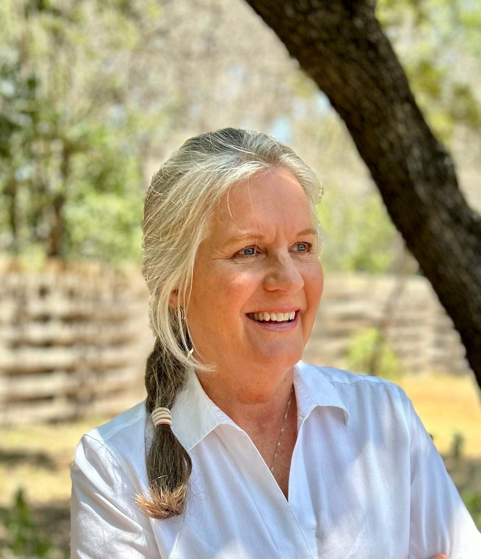 Lucy Burton, Real Estate Salesperson in Kerrville, The Hills Realty