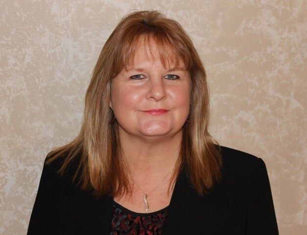 Sharon Dudas, Real Estate Salesperson in Streetsboro, Schmidt Family of Companies