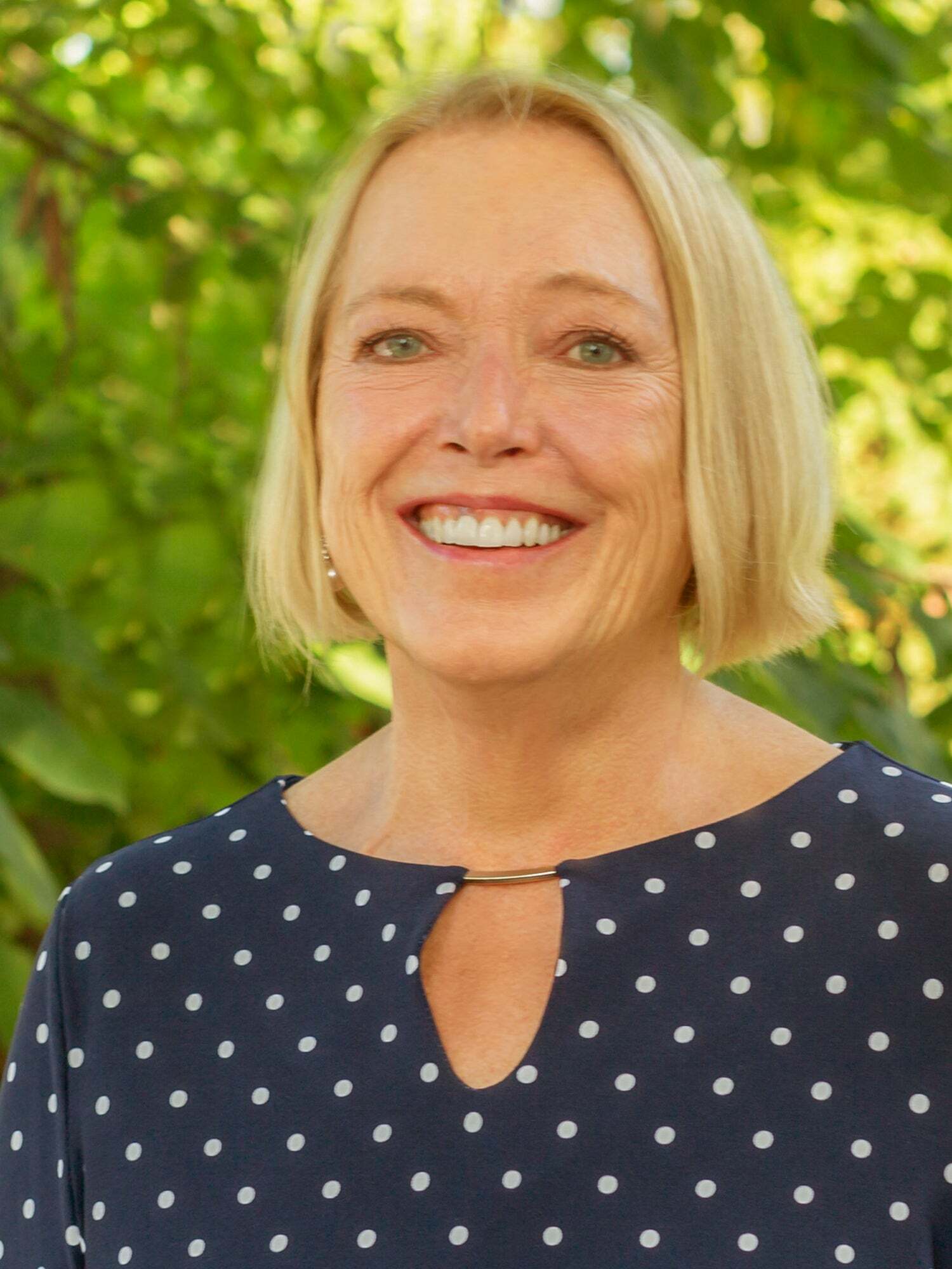 Linda Thornell, Real Estate Salesperson in Leesburg, McEnearney