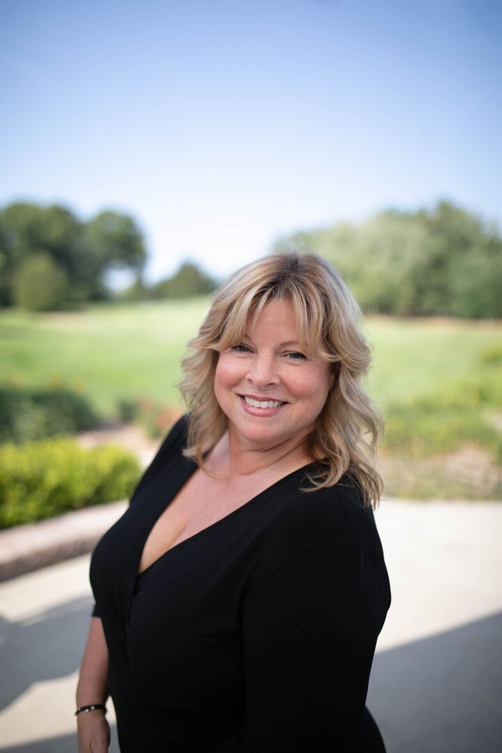 Shannon Linton, Real Estate Salesperson in Grand Haven, Schmidt Realtors