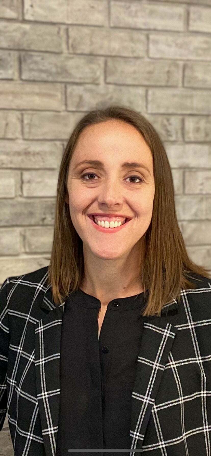 Katie Grant, Real Estate Salesperson in Northville, Curran & Oberski