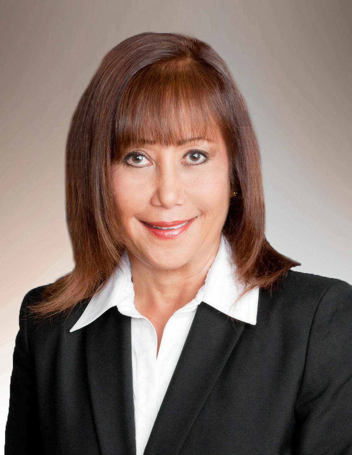 Margie Medalle, REALTOR® in Honolulu, Advantage Realty
