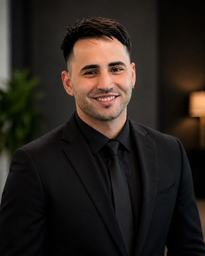 Omid Malek,  in Seattle, Windermere