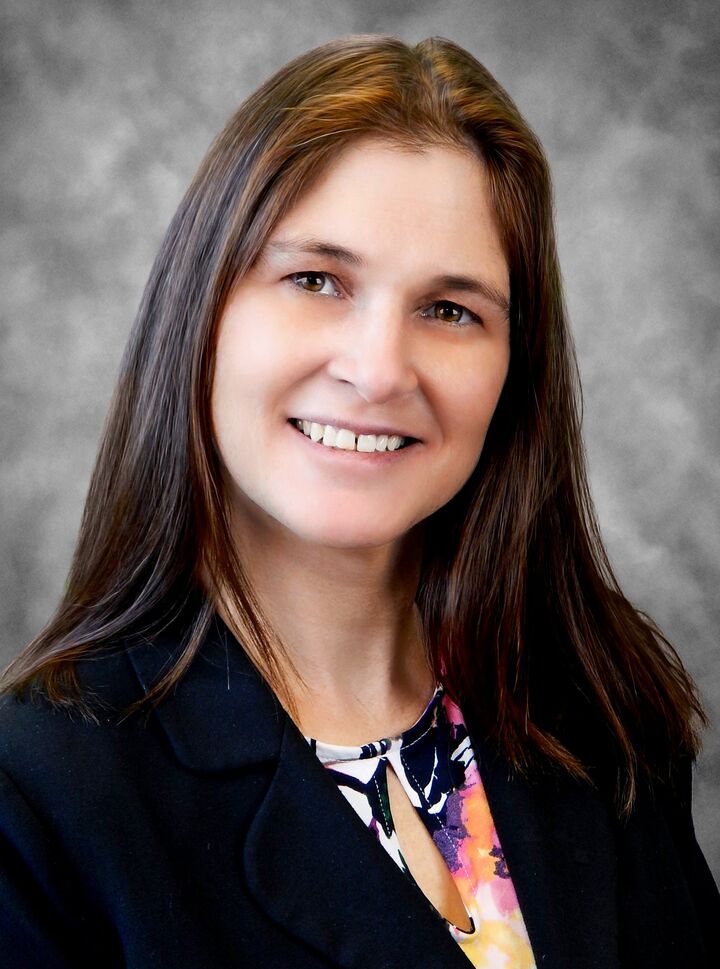 Elaine Alfano,  in Babylon, Realty Connect