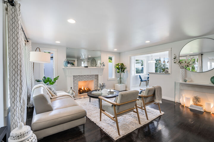 Property Photo:  9014 4th Avenue SW  WA 98106 