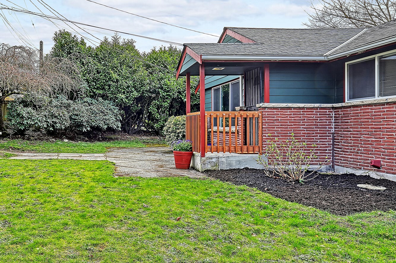 Property Photo: Welcome to Skyway Abode 11719 62nd Avenue S  WA 98178 