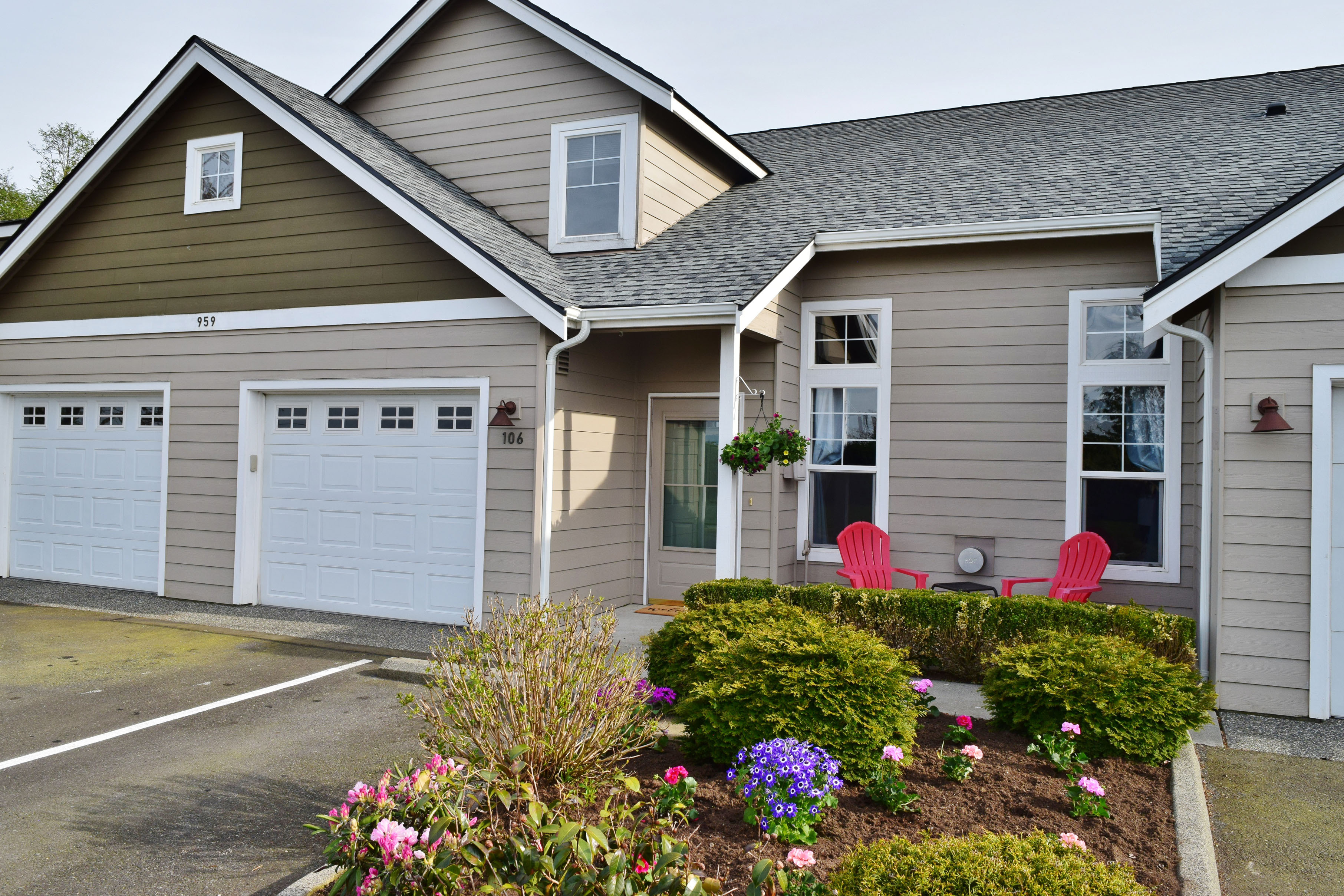 Property Photo: Exterior Front 959 Aaron Drive 106  WA 98264 