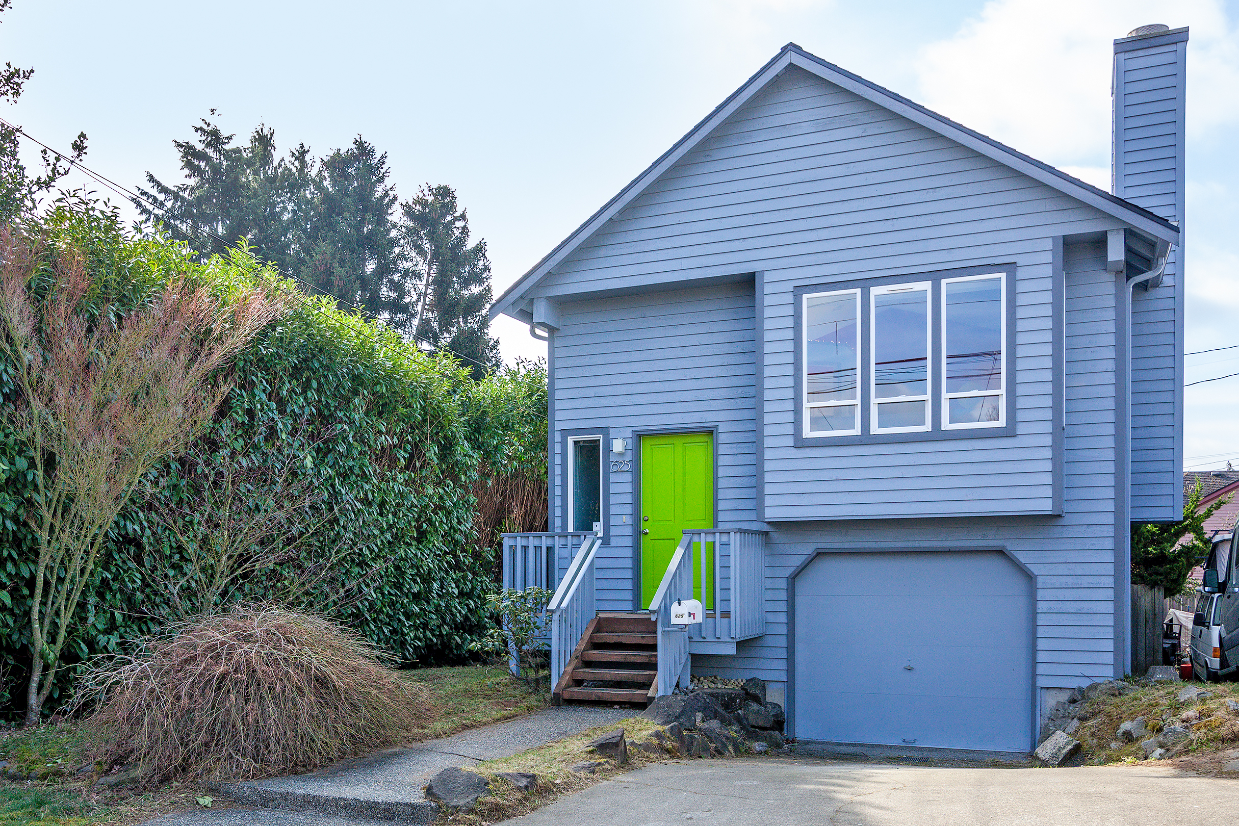 Property Photo:  625 NW 87th St  WA 98117 