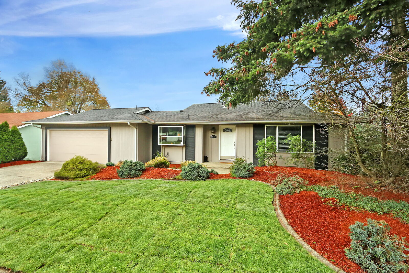 Property Photo:  13632 SE Fairwood Blvd  WA 98058 