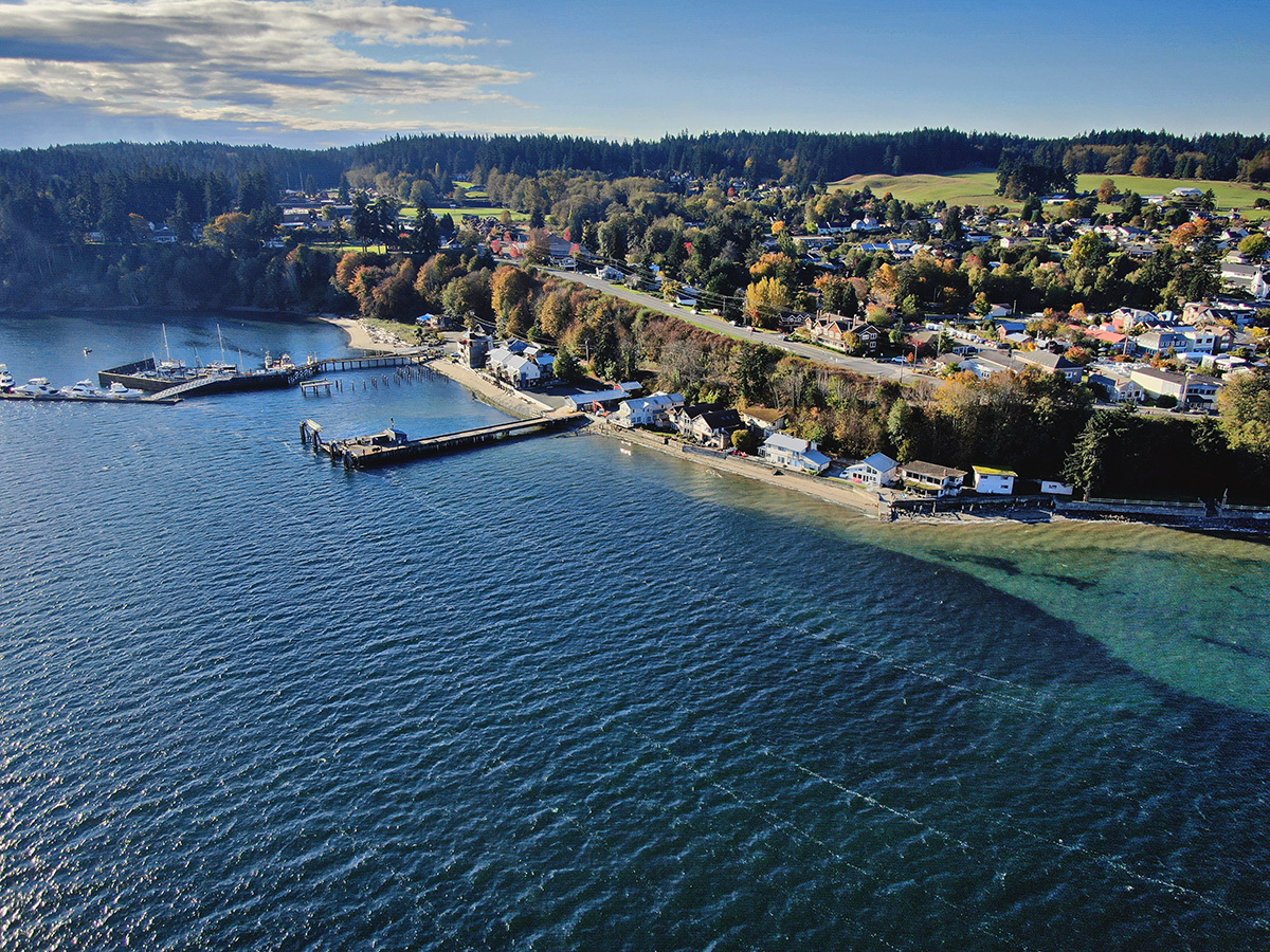 Property Photo:  110 Sunrise Lane  WA 98260 