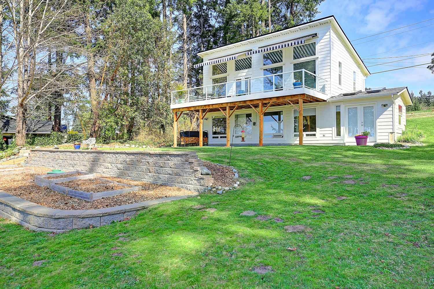 Property Photo:  1334 W Camano Dr  WA 98282 