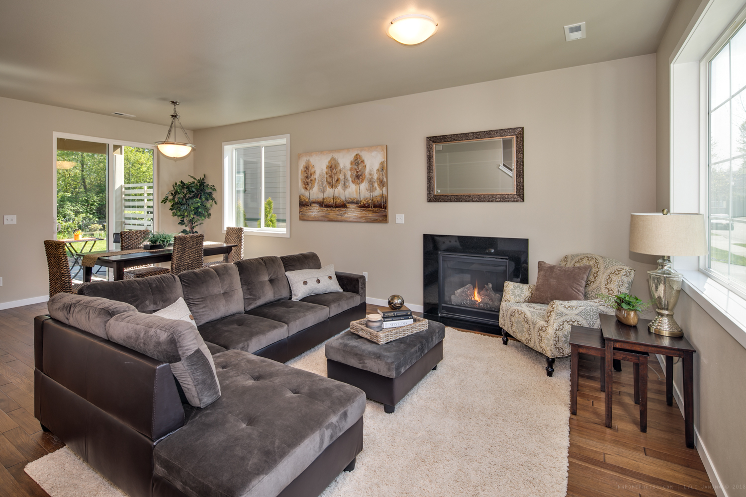 Property Photo:  2094 Calico Lp  WA 98248 