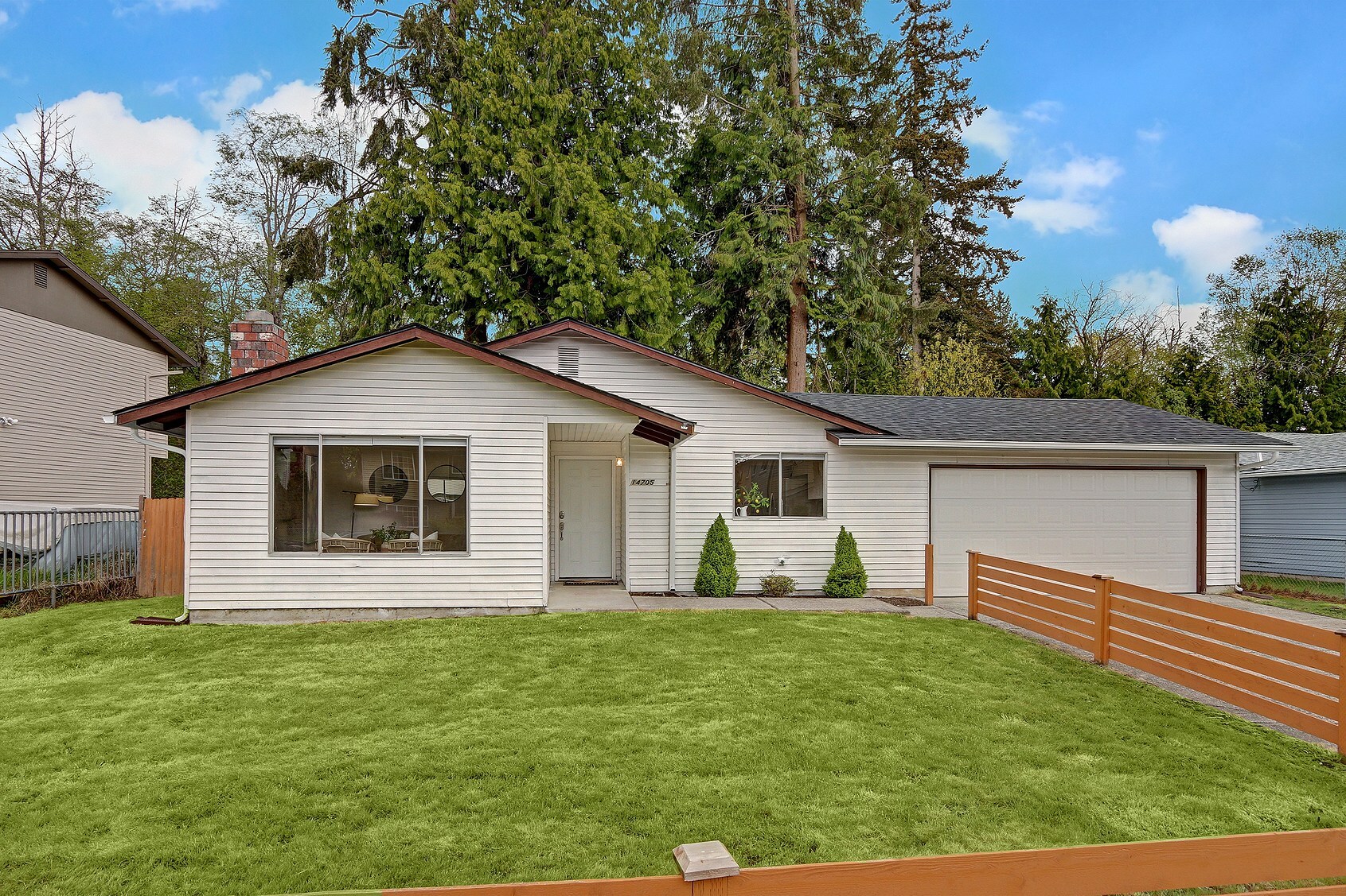 Property Photo:  14705 47th Avenue W  WA 98087 