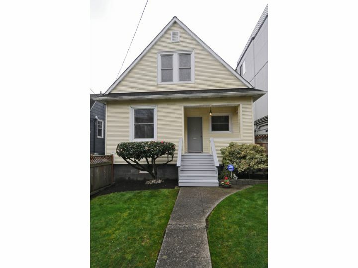 161 Aloha St  Seattle WA 98109 photo