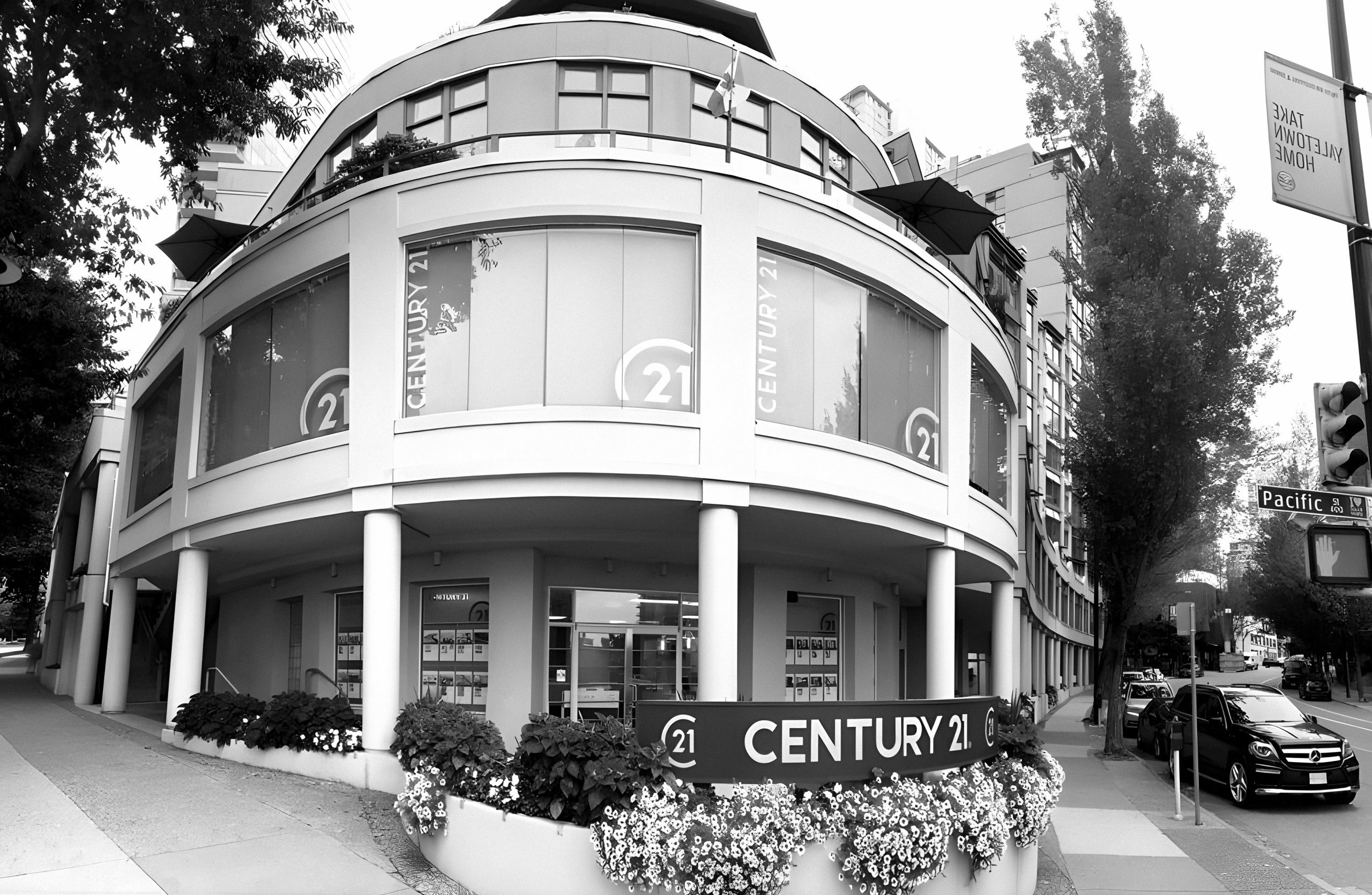 CENTURY 21 In Town Realty,Vancouver,Century 21 Canada