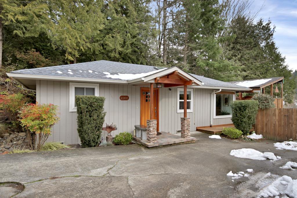 Property Photo:  2302 NW State Game Rd NW  WA 98332 