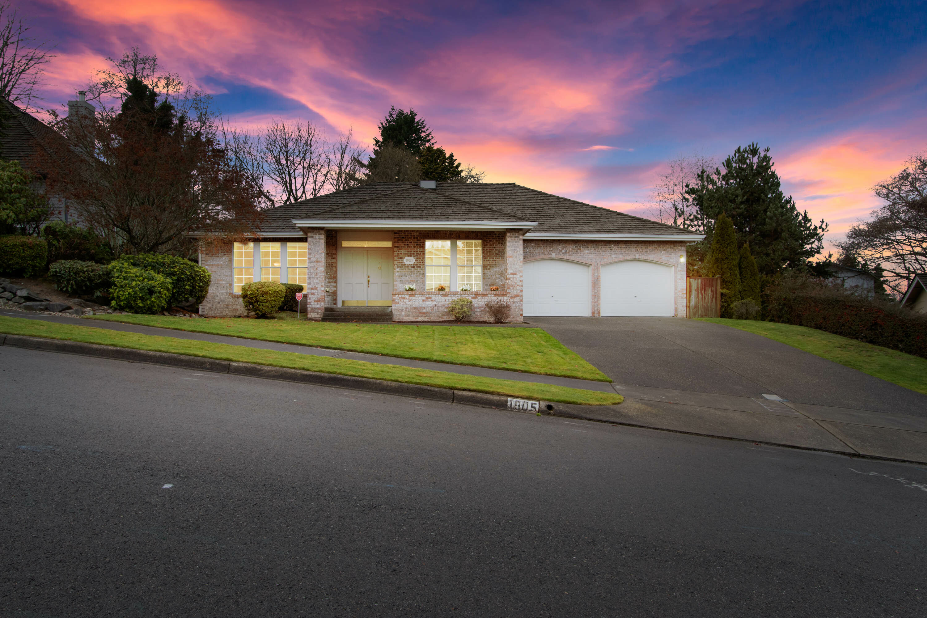 Property Photo:  1905 Dumas Cir NE  WA 98422 