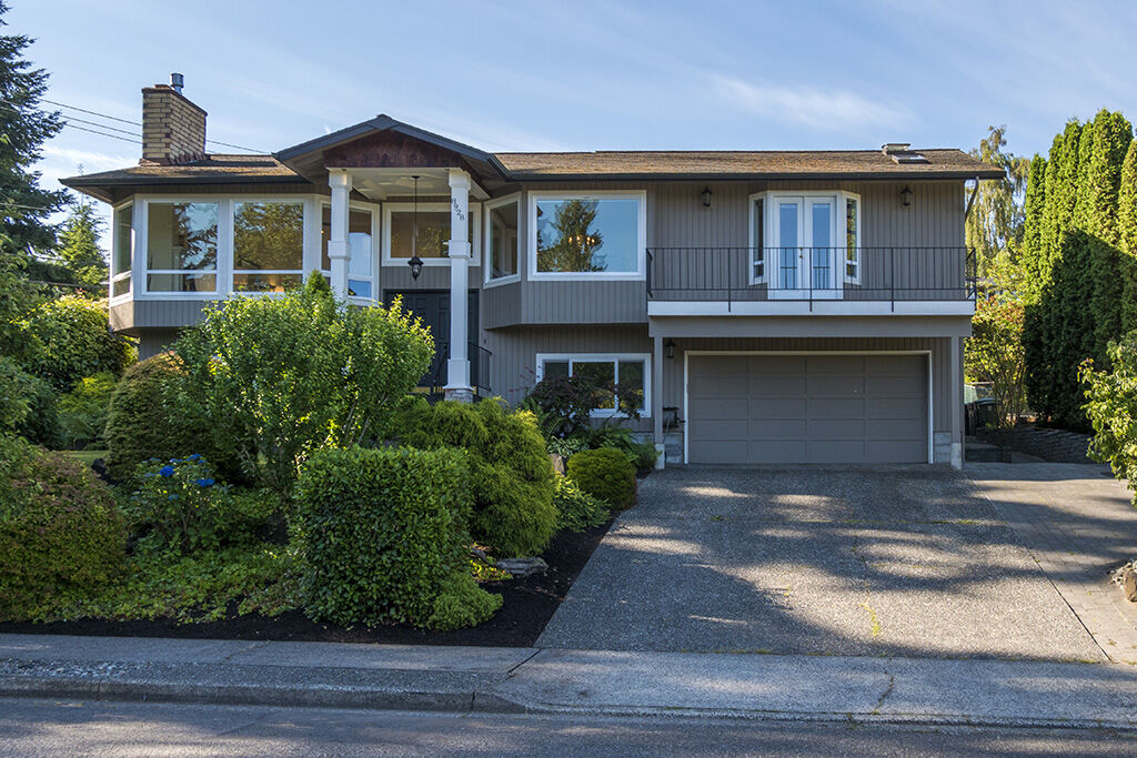 Property Photo: 8928 179th Place SW WA 98026