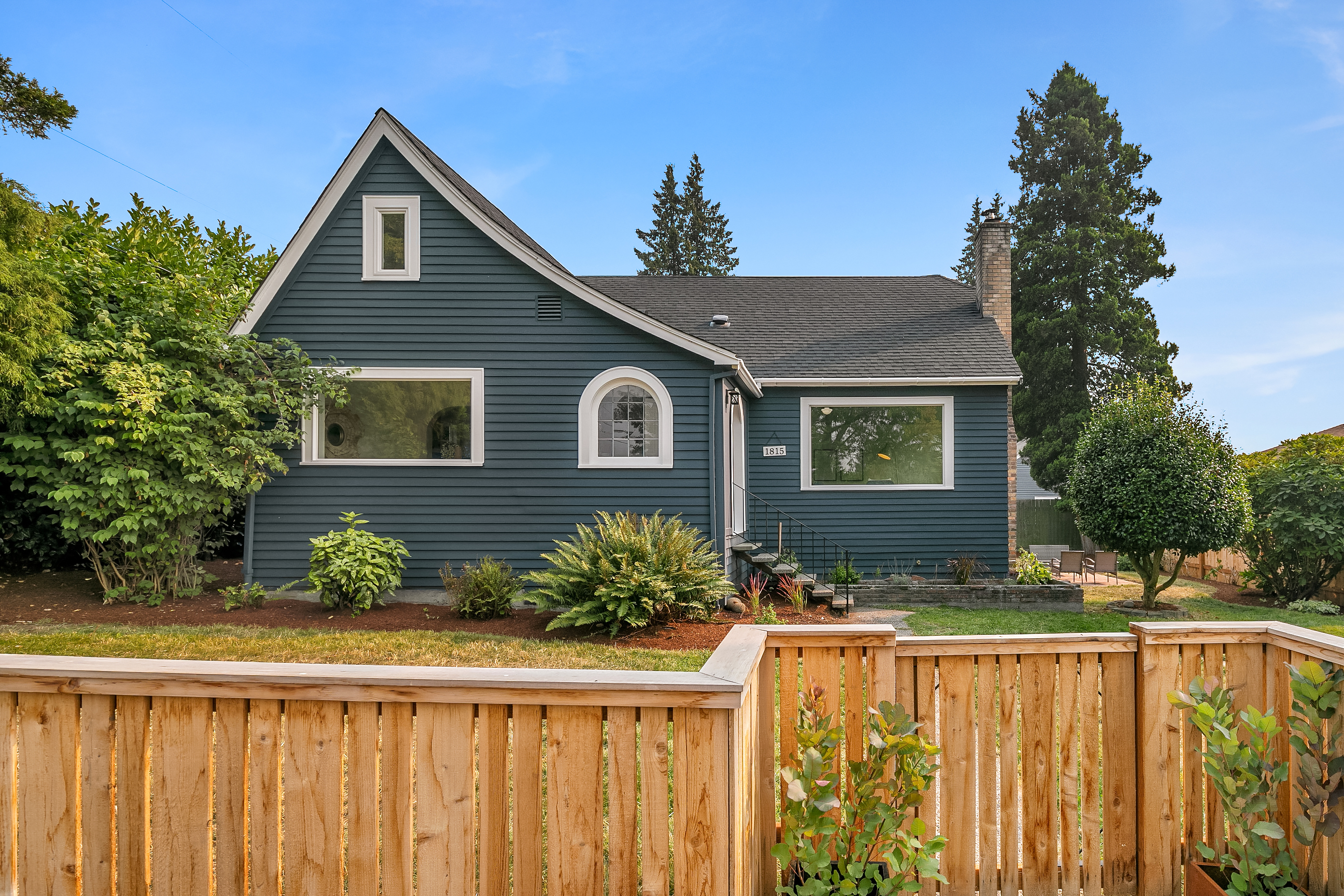 Property Photo:  1815 SW Cloverdale St  WA 98106 