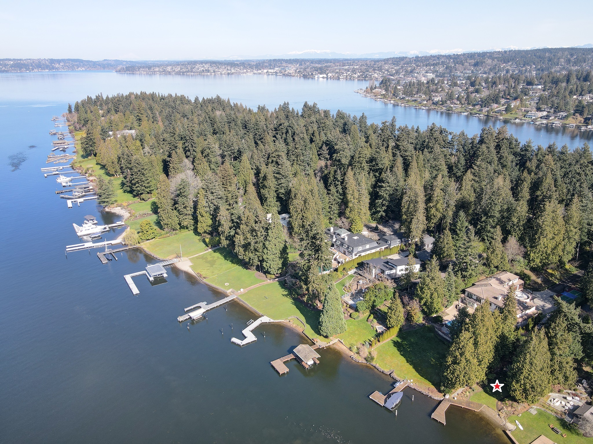 Property Photo:  3267 Hunts Point Road  WA 98004 