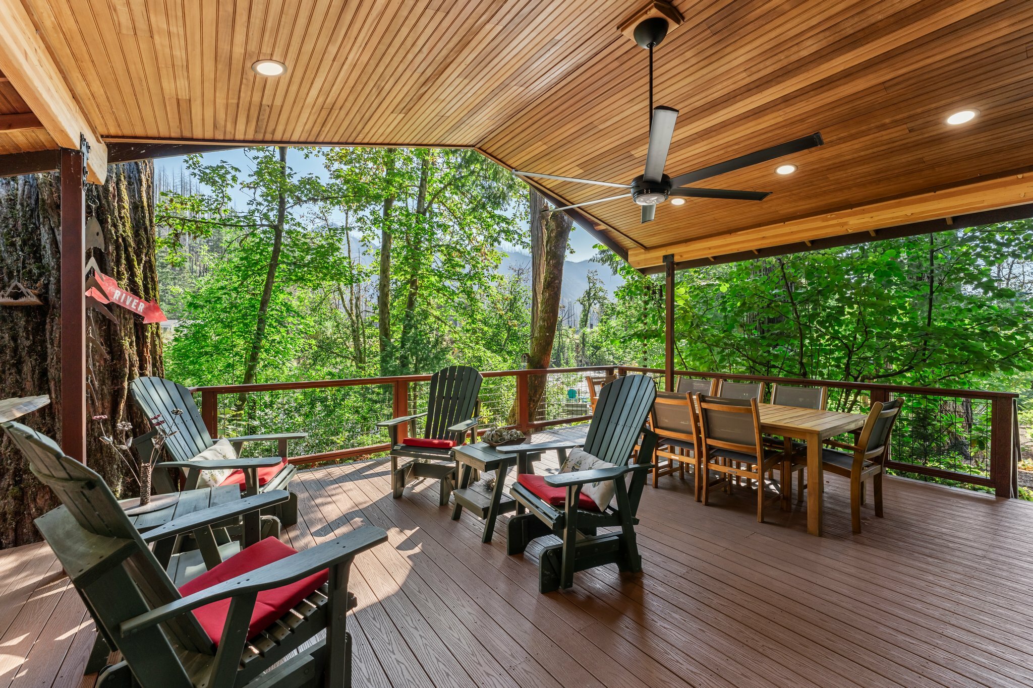 Property Photo: 91261 Blue River Rd OR 97413