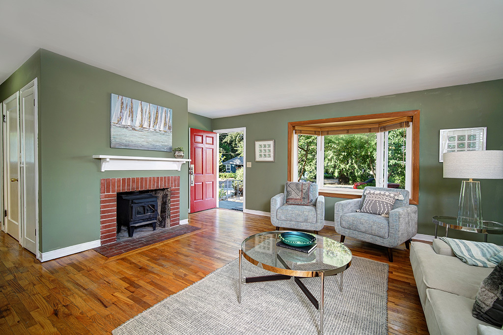Property Photo: 14004 23rd Place NE WA 98125