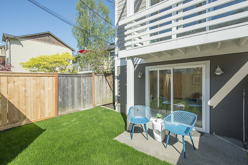 Property Photo:  4521 40th Ave SW A  WA 98116 