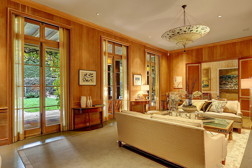 Property Photo: Living room 10830 Wachusett Rd  WA 98020 