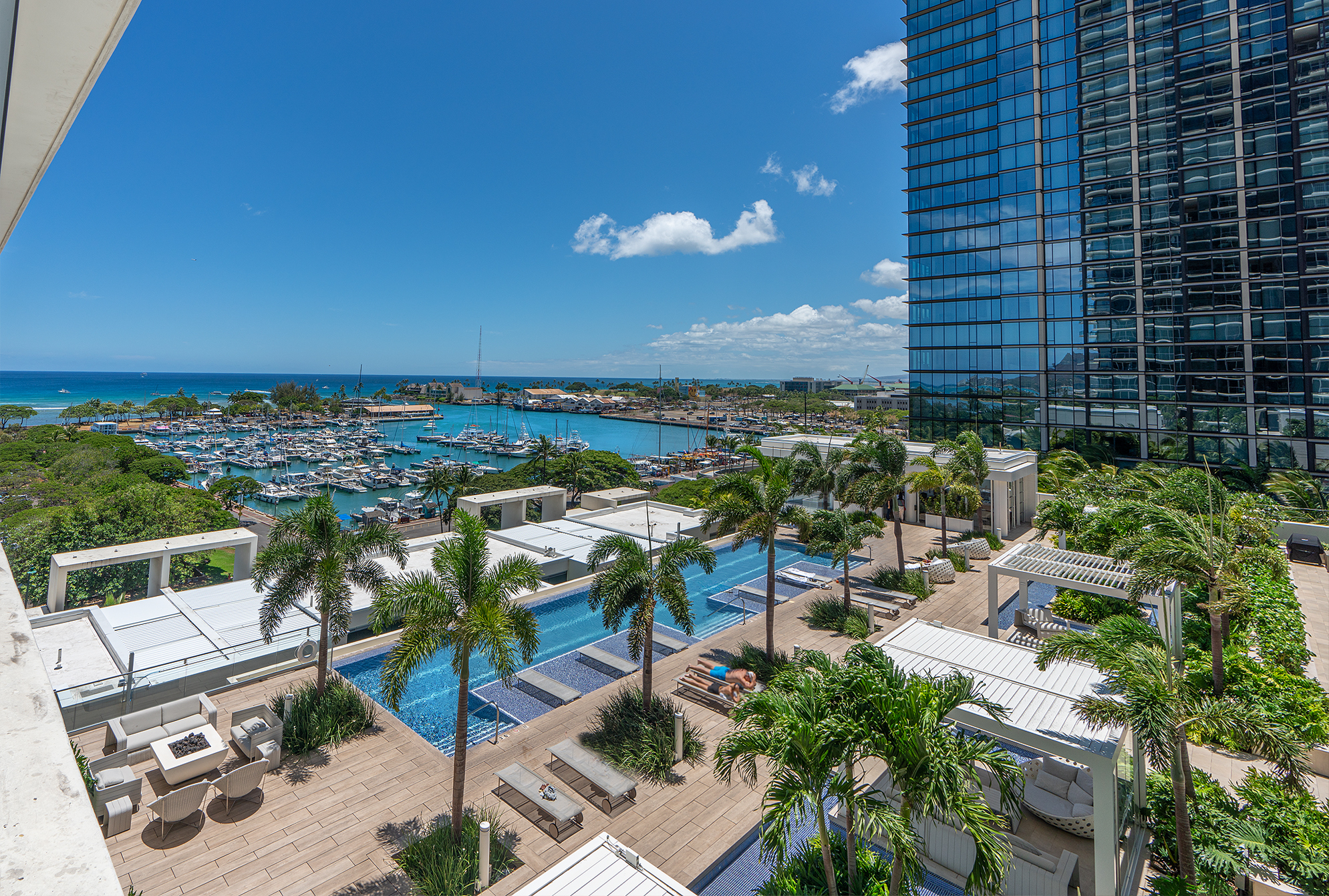 Property Photo: 1118 Ala Moana Boulevard 903 HI 96814
