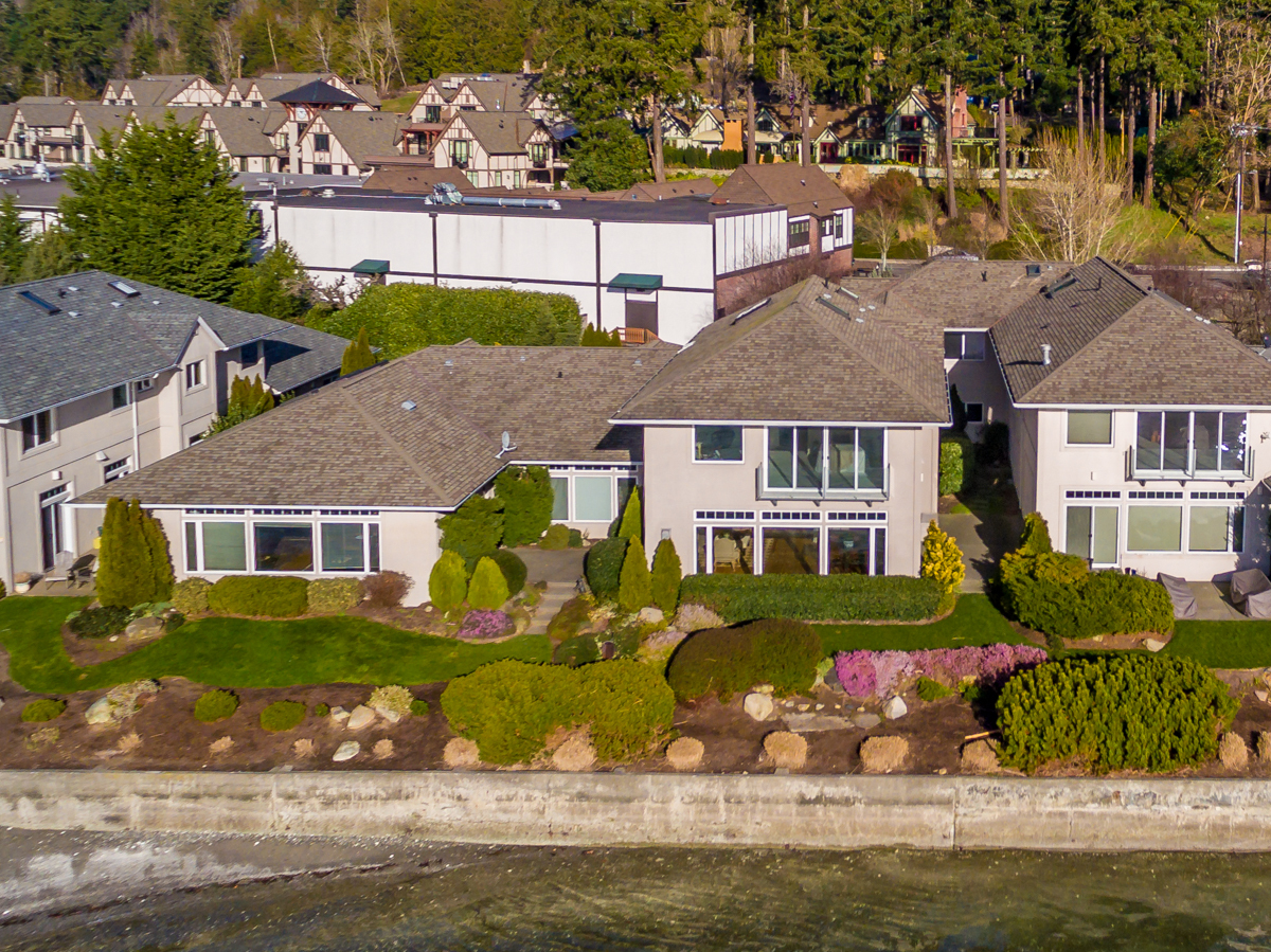 Property Photo: Pleasant beach village 4479 Pleasant Beach Dr NE  WA 98110 