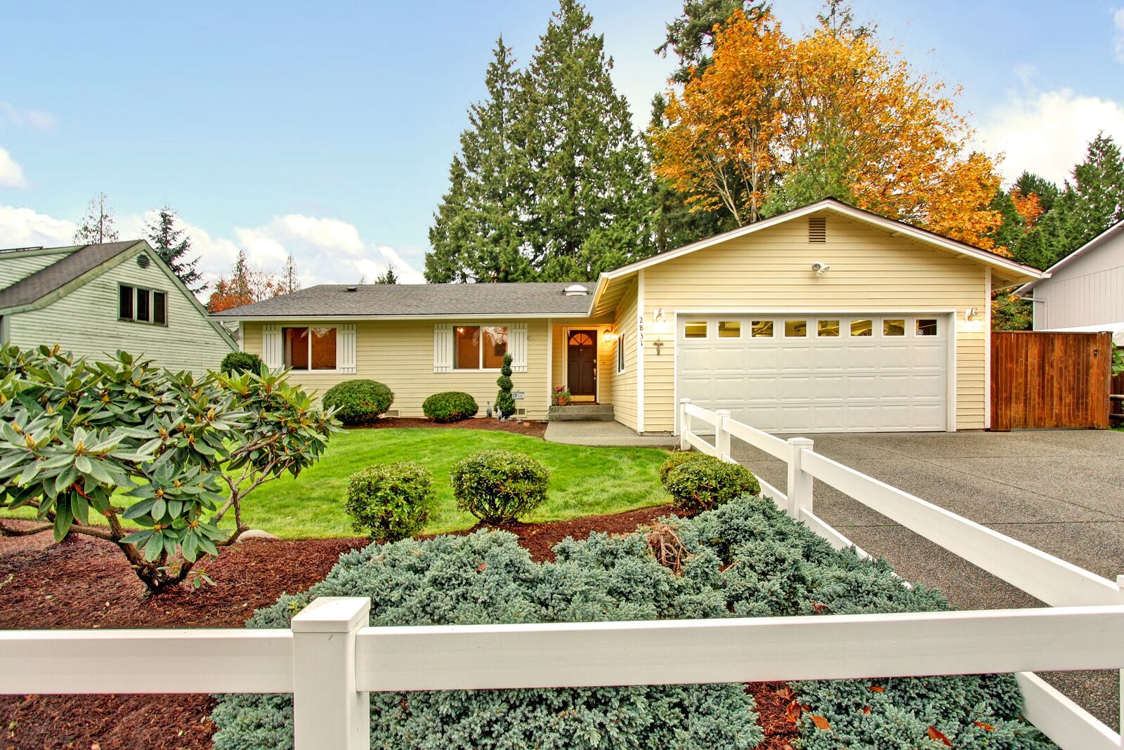Property Photo: 2831 165th Place SE WA 98012