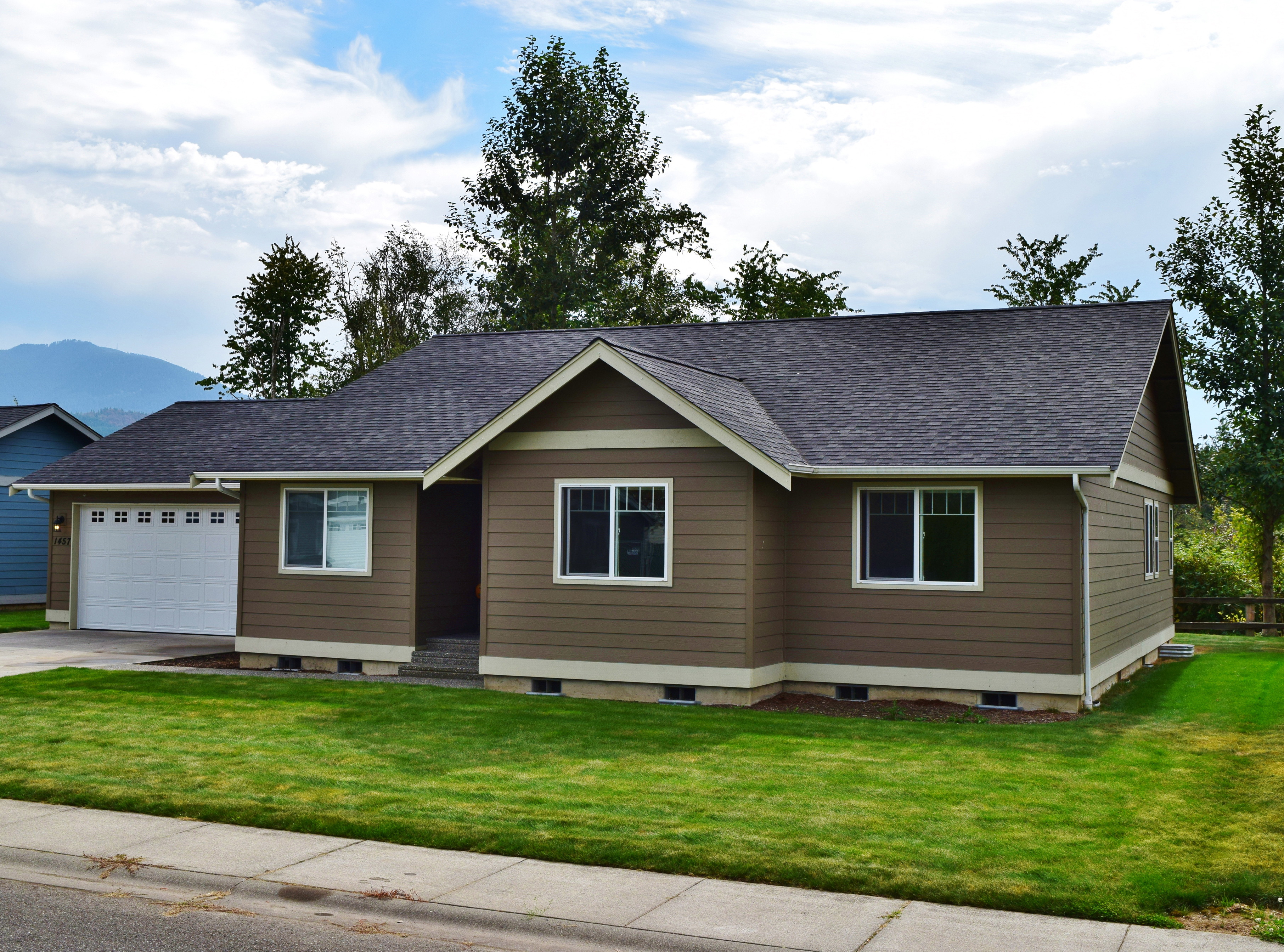 Property Photo: Exterior Views 1457 Boon Ave WA 98295