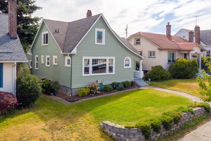Property Photo: 228 S 54th Street WA 98408