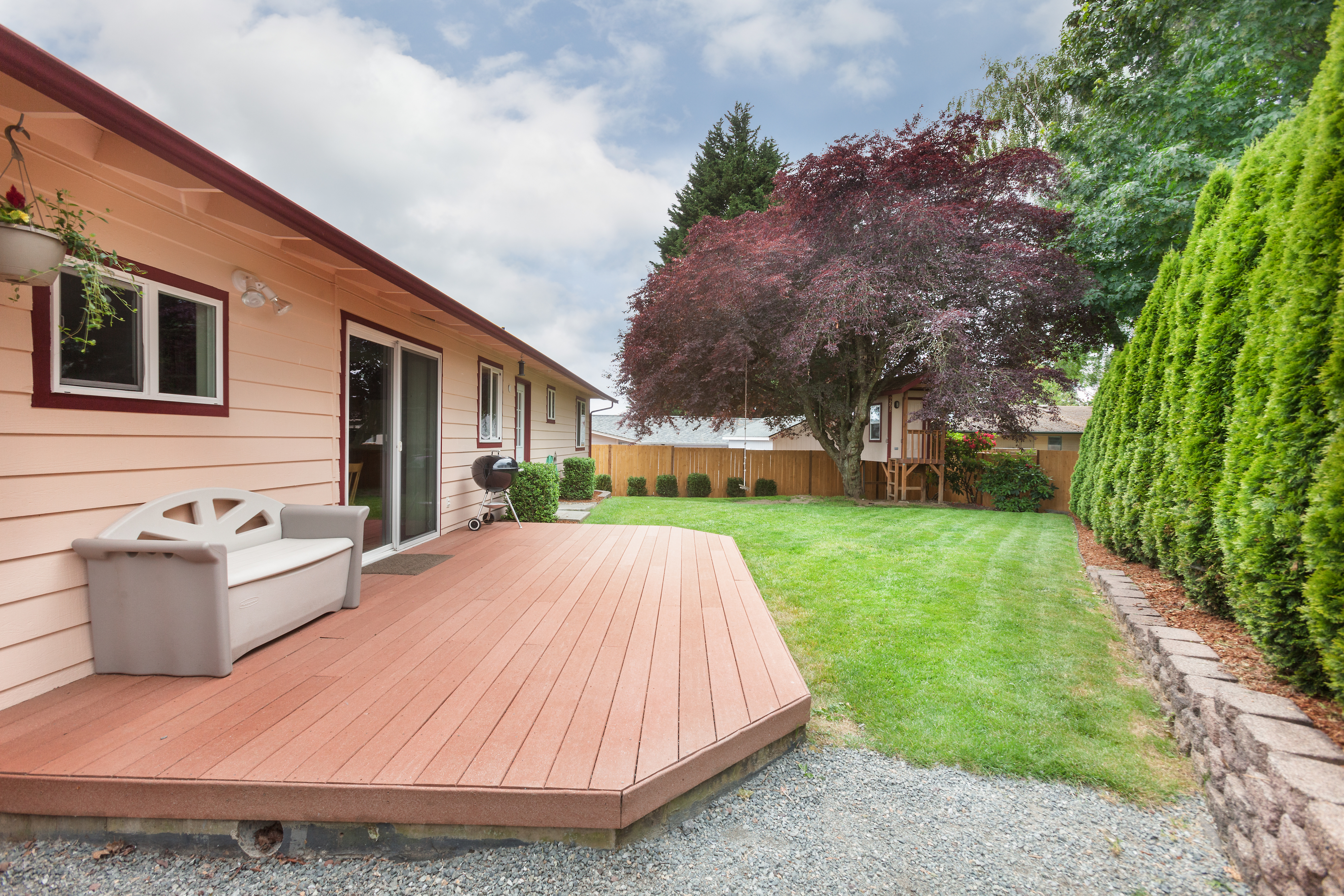 Property Photo:  929 210th Place SW  WA 98036 