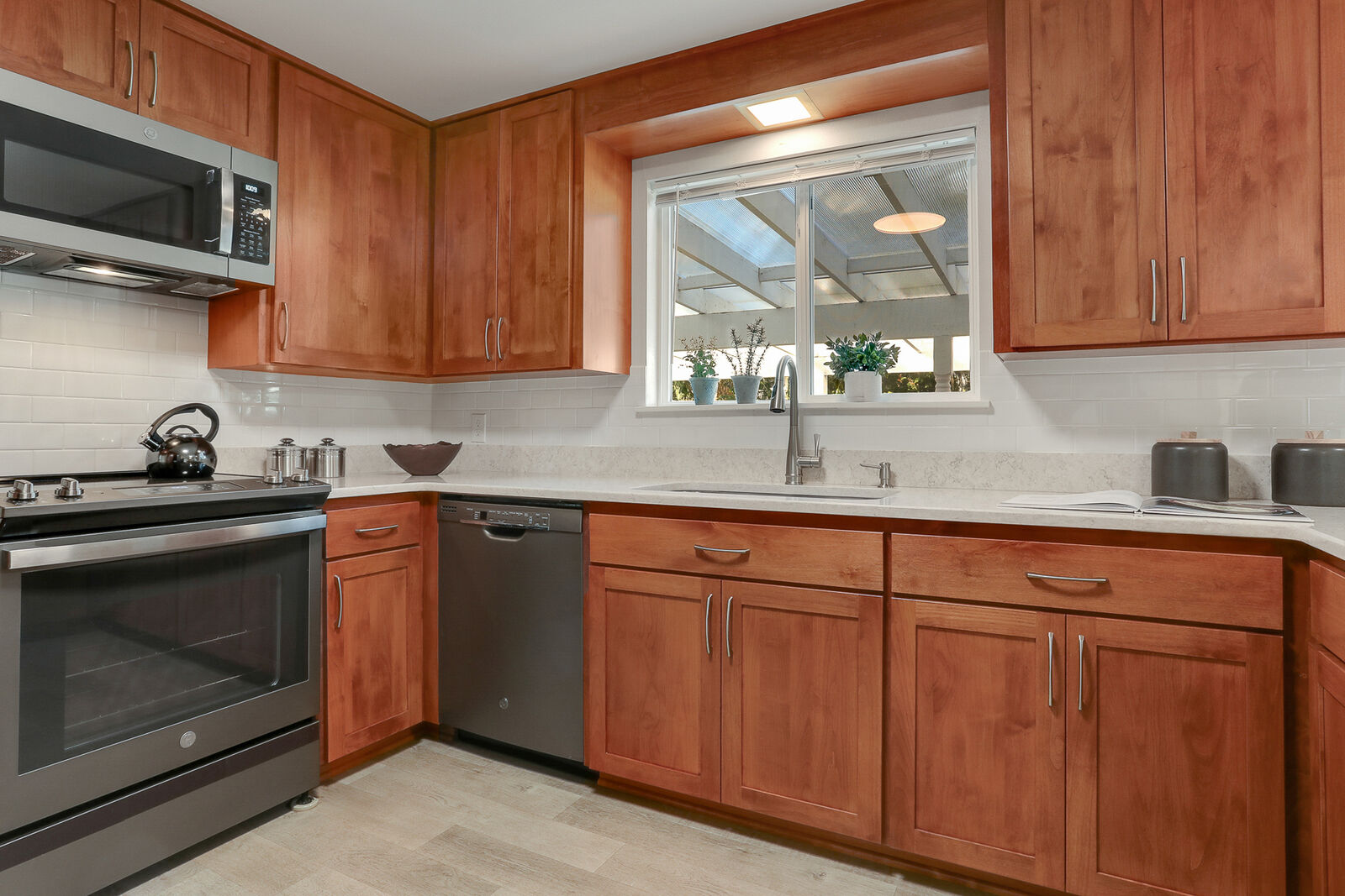 House for sale in Shoreline 15057 Wallingford Avenue N, Shoreline, WA