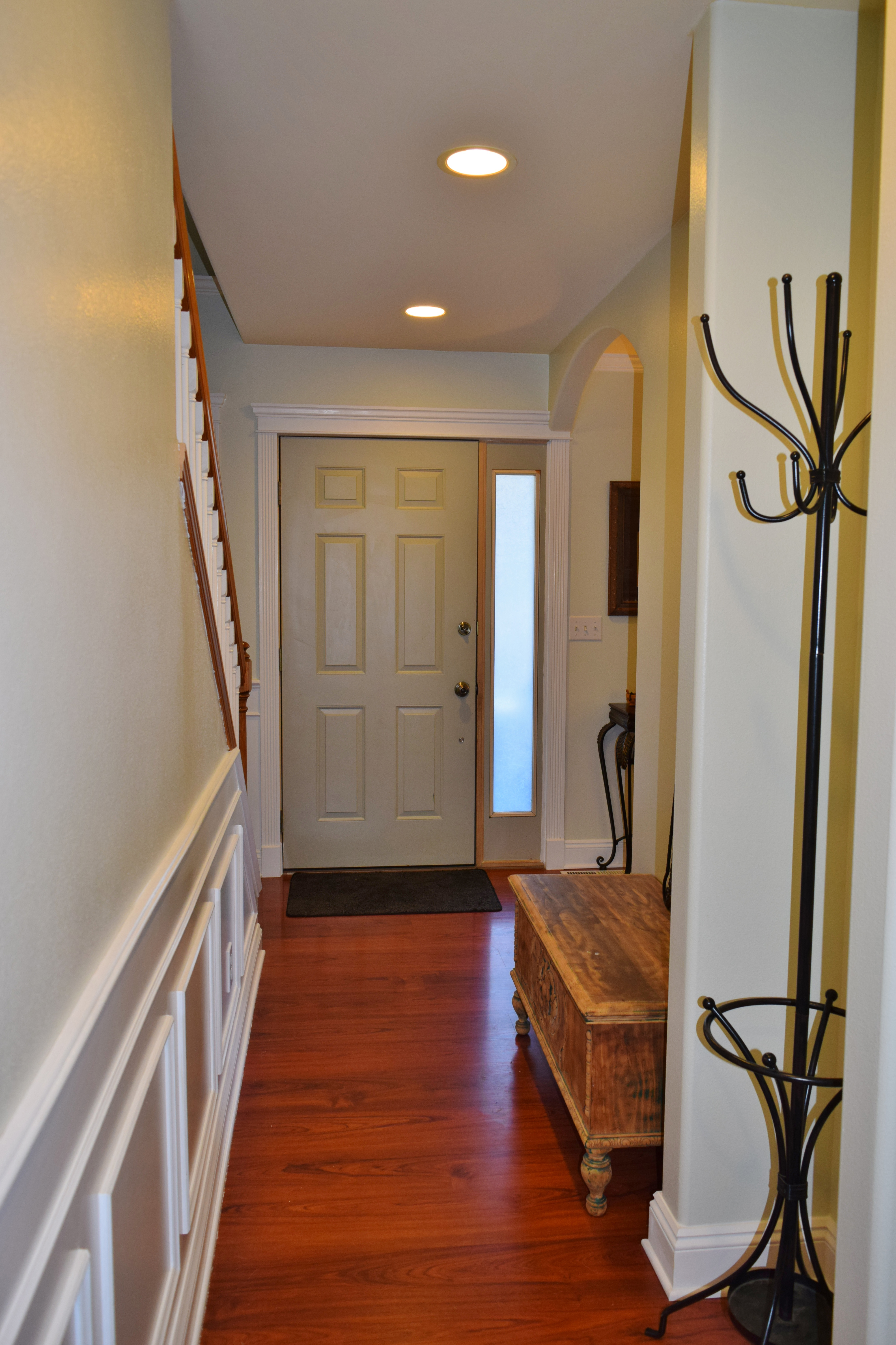 Property Photo: Foyer 901 Edson St WA 98264
