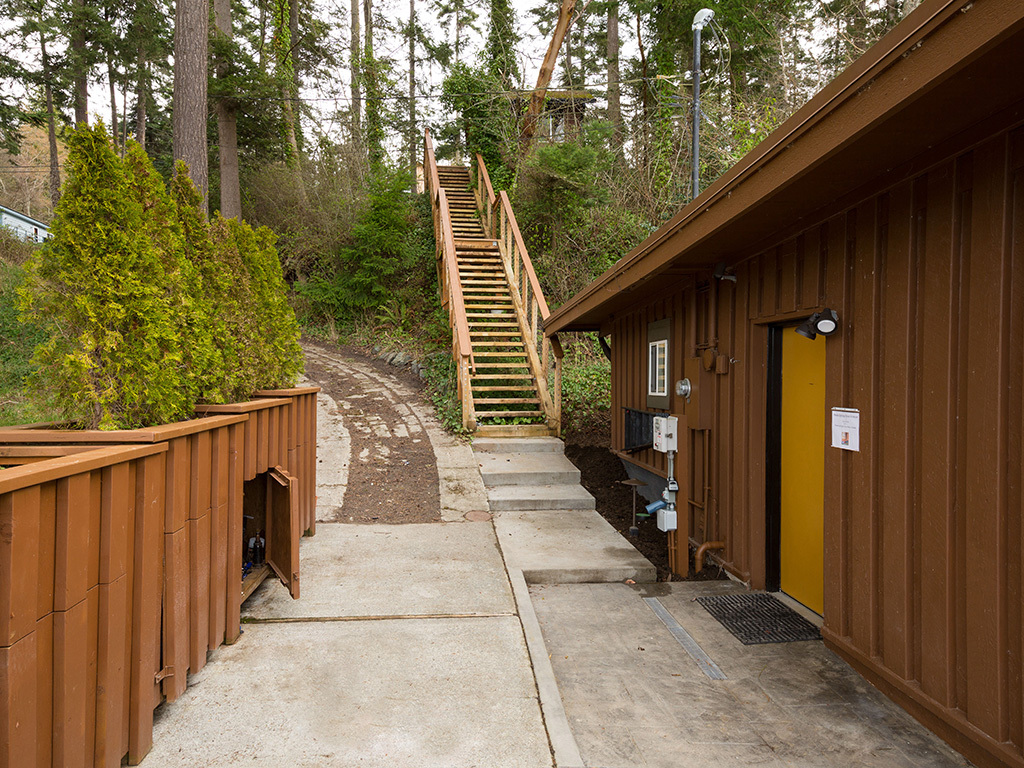 Property Photo: 18176 Capet Zalsiluce WA 98257