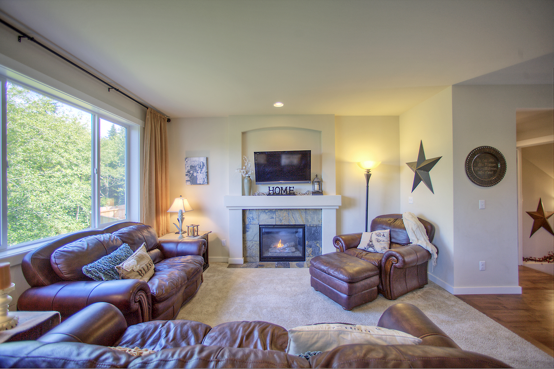 Property Photo: Living room 14510 17th Ave W  WA 98087 